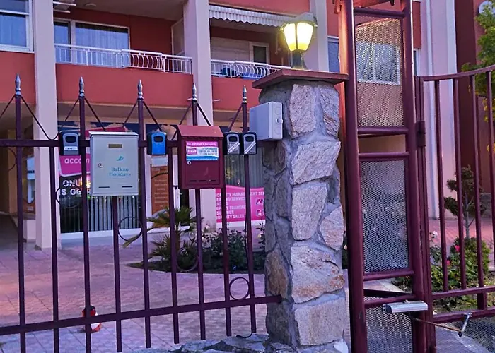 Апартаменты Sunny Private Солнечный берег