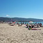 Sunny Private Апартаменты