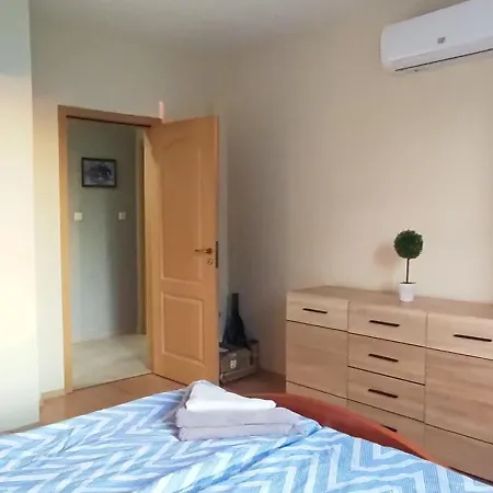 Διαμέρισμα Sunny Private *